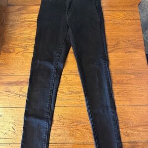 Levi's Women's Black Skinny Jeans